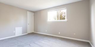 Spacious Split-Level Comfort & Modern Style in Columbus! Gallery 9