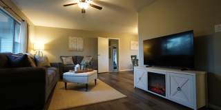 4 Bedroom 2 Bathroom FULLY FURNISHED Home with Fenced in Backyard and 2 Car Garage- UTILITIES INCLUDED 4 Bedroom 2 Bathroom FULLY FURNISHED Home with Fenced in Backyard and 2 Car Garage- UTILITIES INCLUDED Gallery 3
