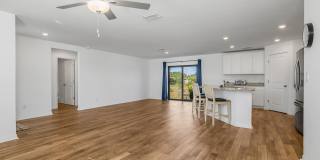 NOW AVAILABLE - 3/2 with 2 Car Garage in Mirror Lakes! Gallery 12