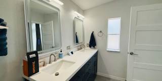 Beautiful 2/2 on Water Gallery 20