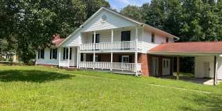 Great Home - Lots of Room Gallery 1
