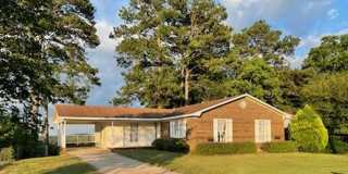 3 Bedroom 2 Bath 1 Carport - East Columbus Gallery 1