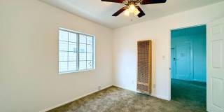 Welcome to your beautiful beach cottage, perfectly situated in Ocean Beach! Gallery 5