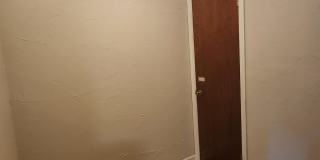 828-2 W CAROLINA Street Gallery 12