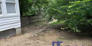2 bedroom 1 bath house in Highland! Gallery 9