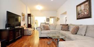 1600-18 ARCH Street unit: 914 Gallery 1