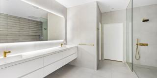 442 West 22nd Street Gallery 13