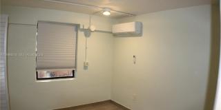 1411 SW 24th Ct Gallery 18