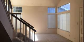 Spacious 2 Story Home Gallery 7