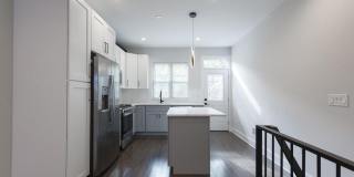 2722 LATONA STREET Gallery 1