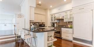 5774 SW 76th Ter Gallery 10