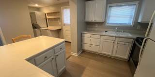 SPACIOUS 3 bed/2 bath with fenced yard and large deck! Gallery 23