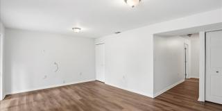 1810 BRAMBLE BROOK Lane Gallery 26