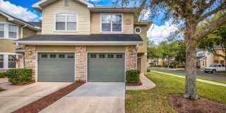End unit townhome in The Cottages at Oakleaf Plantation Gallery 1