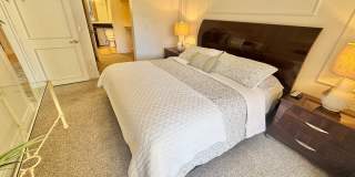 Great opportunity condo in a highly desirable central Las Vegas location Gallery 14