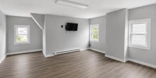 848 Thomas Street Gallery 20