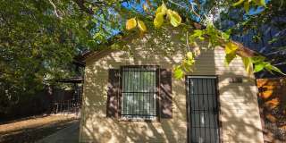 Charming 2-Bedroom Home with Large Fenced Yard Near Light Rail! Gallery 1