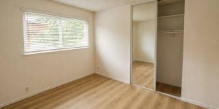 4-Bedroom House with Fenced Backyard **Fresh Paint and New Flooring Gallery 21