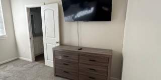 Furnished 3 bedroom, 2.5 bathroom, 2 car garage Gallery 17