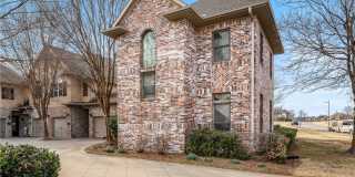 2700 S Everest Avenue Gallery 1