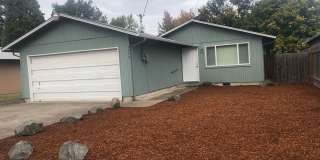 3 bedroom, 1 bath house in Springfield! 3 bedroom, 1 bath house in Springfield! Gallery 1