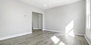 254 Auburn Street Gallery 10