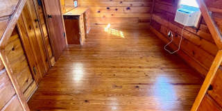 Very Unique 5 Bedroom Home on Large Lot Gallery 39