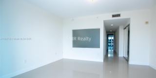 2950 NE 188th St Gallery 12