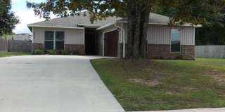 Spacious 4-Bedroom Home - Woodlands Gallery 1