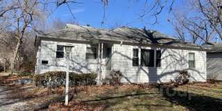 2424 SW 25th Dr Gallery 1