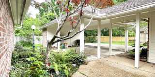 3BD/2BA House Off Perkins between Bluebonnet and Siegen. Gallery 4