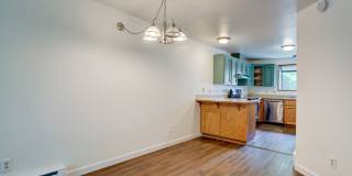 3 Bedroom/2.5 bathroom townhouse centrally located Oak Harbor Gallery 17