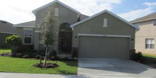 3 Bedroom, 2 Bath,Plus office room ,2 Car Garage, Single Family Home at2404 Sabastian St, Mount Dora FL 32757 For Rent. Gallery 1