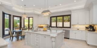 Beverly Hills Luxury Villa with Resort-Style Pool & Spa Beverly Hills Luxury Villa with Resort-Style Pool & Spa Gallery 25