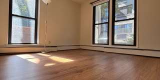 10 Juniper Street Gallery 1