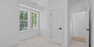 **OFFERING REFUNDABLE APPLICATION FEES & $200 MOVE IN PROMOTION** New Construction 3BD, 3.5BA End-Unit Raleigh Townhome with a Large Upstairs Bonus Room & Full Bathroom Inside the Beltline Near Lake J Gallery 35