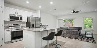 Refined Living at Its Finest | Renovated 3BR Townhome in Jacksonville Gallery 5