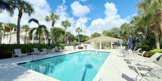 811 Oak Harbour Drive Gallery 26