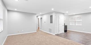 Georgian Oaks Apartments Gallery 10