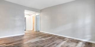 Large 3bdrm/2bath Home with garage & carport ** Lots of room** $2200.00** Gallery 23