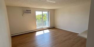 200 West Gallery 18