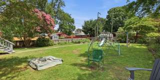 Heart of Woodland Heights just blocks from JRPS, Renovated 2BR / 1.5BA home with gardens Gallery 27