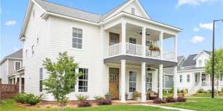 1553 Autumn Park Circle Gallery 1