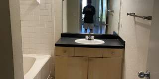 2410 West Azeele Street Gallery 6