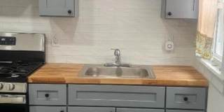 202 Clerk St Gallery 7