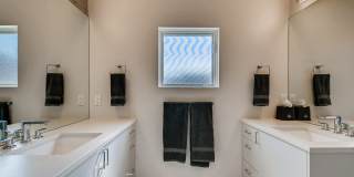 Contemporary Townhome with Rooftop Deck-Flatiron Views Gallery 16