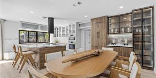 116 W 1st Ct Gallery 10