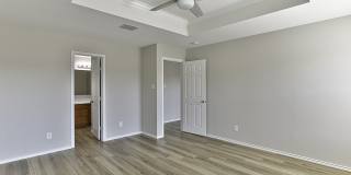 233 N WILLOW WAY Gallery 11