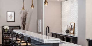 Vintage on Selby Gallery 13