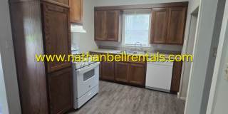 Single-Family Home: 3 Bed, 2 Bath Gallery 3